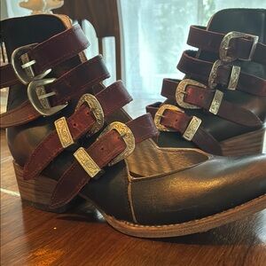 Freebird Brown and burgundy buckle Boots